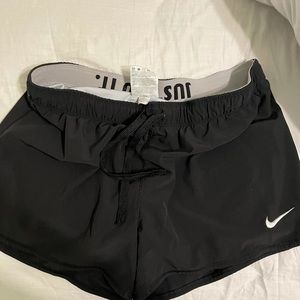 Black Nike shorts